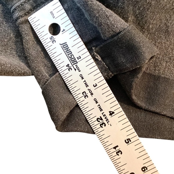 2 Pair Old Navy‎ Cuffed Wow Shorts Size 6 Washed Black & Bright White - Picture 7 of 14